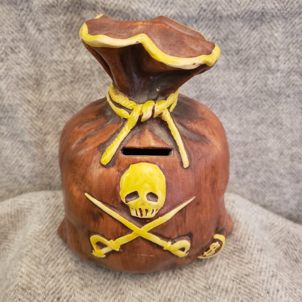 Vintage 1960's Pirate's Treasure Coin Bank